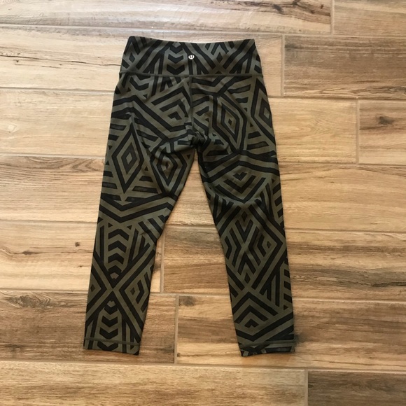 Lululemon Wunder Under Crop - Chevron Fatigue - Picture 2 of 8